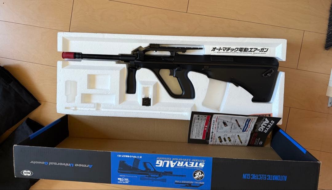 東京マルイ製ステアAUG A1 （GEK COBRAモデルエアソフトガン模造銃）