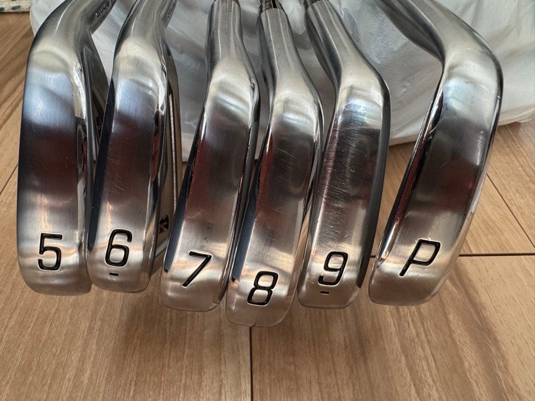 ブリヂストン241CB,258CBPアイアン6本スチールファイバーi95cw R