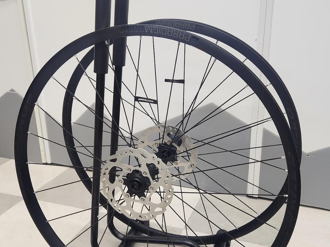 TREKボントレガー パラダイムコンプTLR ディスクホイル 160ｍｍＲＴ付