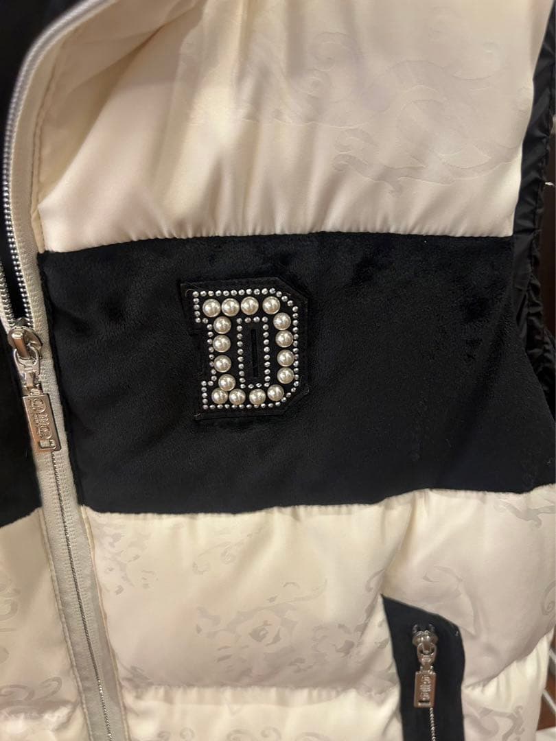 ダンスウィズドラゴン　ゴルフウェア　ダウンベスト