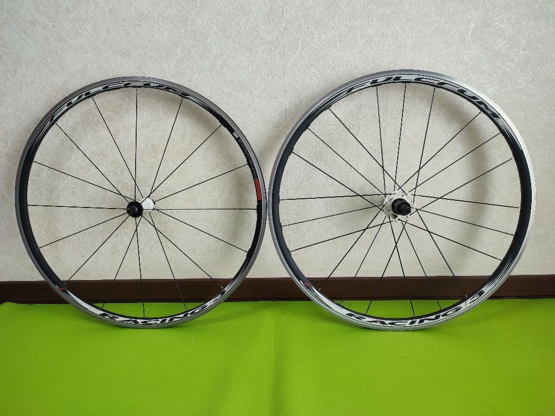 フルクラム FULCRUM レーシング3 RACING3  クリンチャー