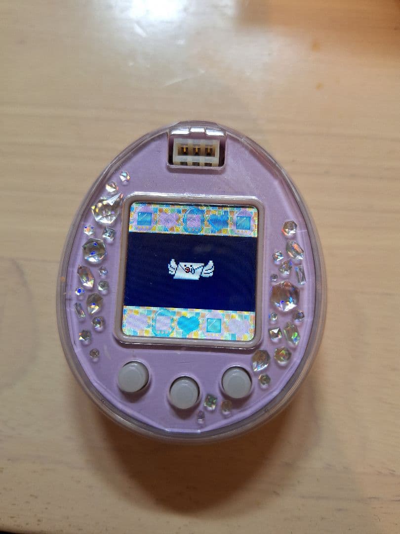 Tamagotchi パープル ビーズ装飾付き　たまごっちピース