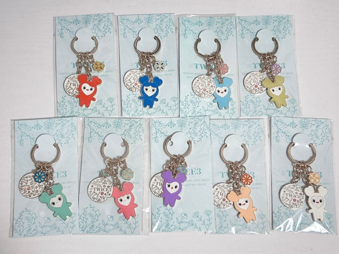 TWICE #TWICE3リリース記念キーホルダー