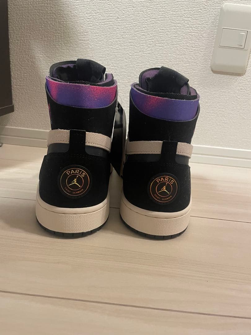 【新品未使用・紐付き】パリサンジェルマン × ナイキ エアジョーダン1