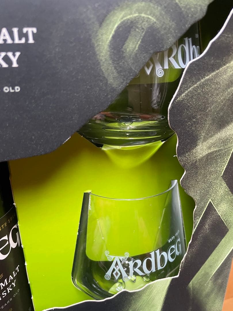 Ardbeg TEN ウイスキー 700ml グラス付き
