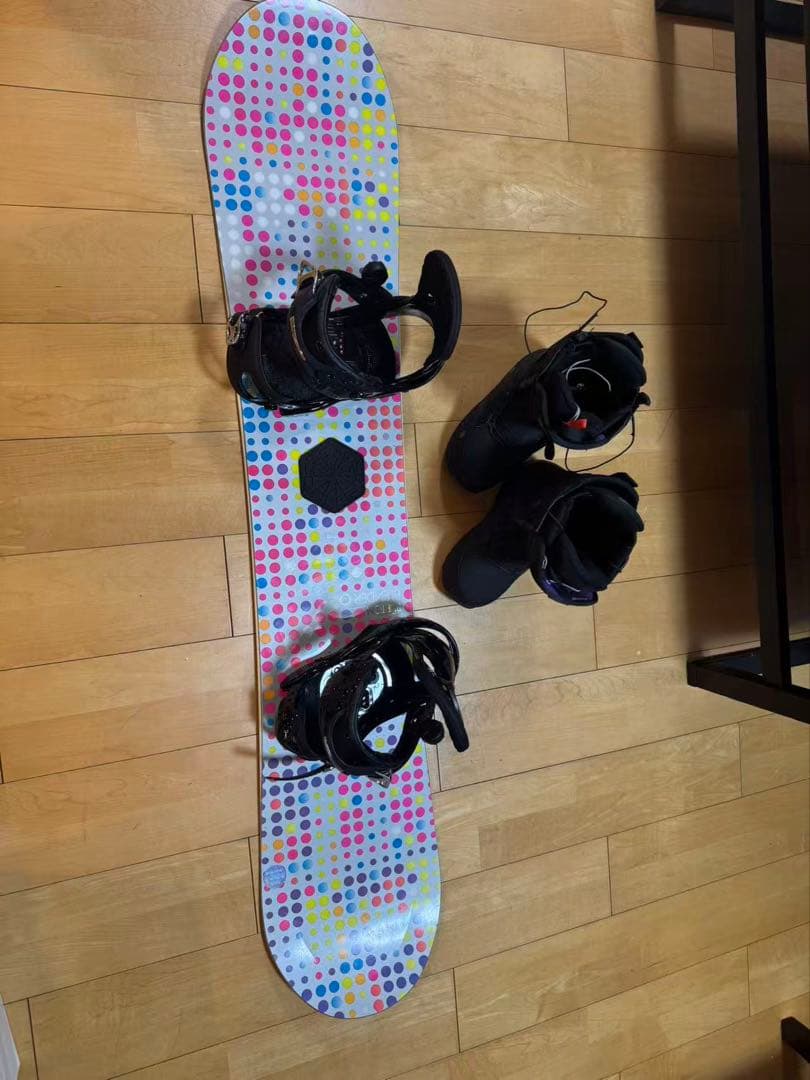 BURTON 145 レディース　スノーボード３点セット ブーツ23センチ