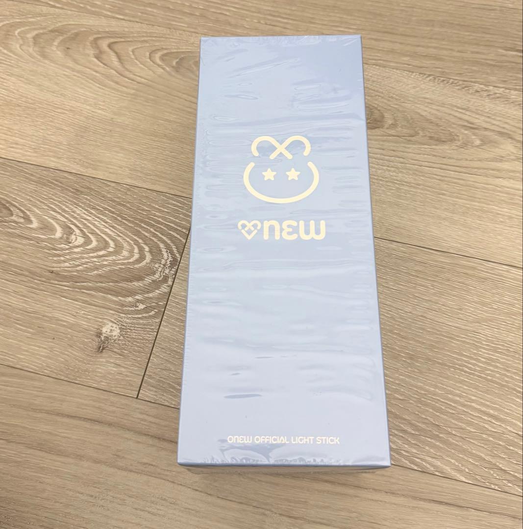 SHINee ONEW オニュ ファンライト　ペンライト