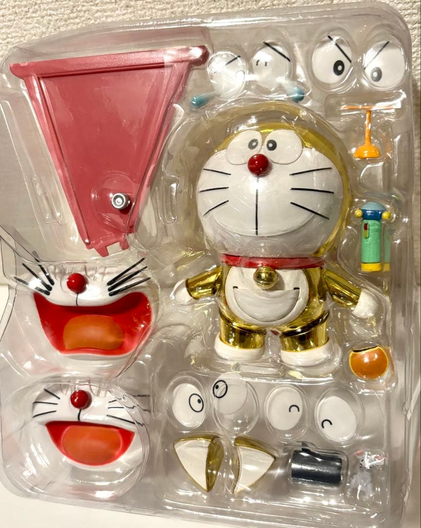 ドラえもん(2112ver.) ROBOT魂 プレミアムバンダイ限定品