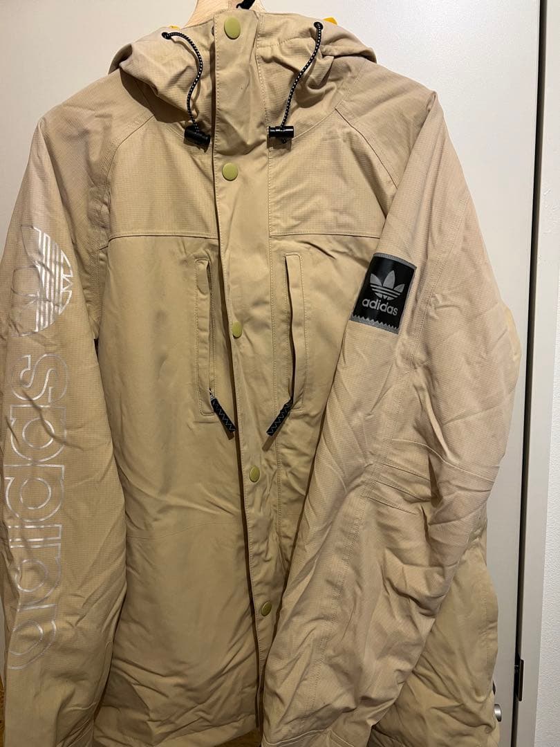 今だけ大特価です！！adidasのウェアです！