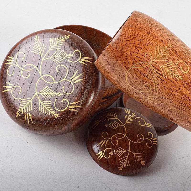 茶道具　青面朱茶箱　茶碗　金蒔絵　棗　香合など　七点　一式　仕覆付　MR9497