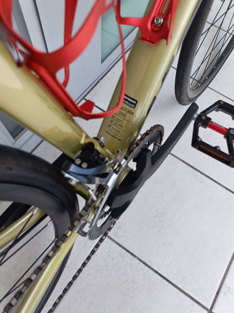 極美品　MERIDA　スクルトゥーラ200 シャンパンゴールド