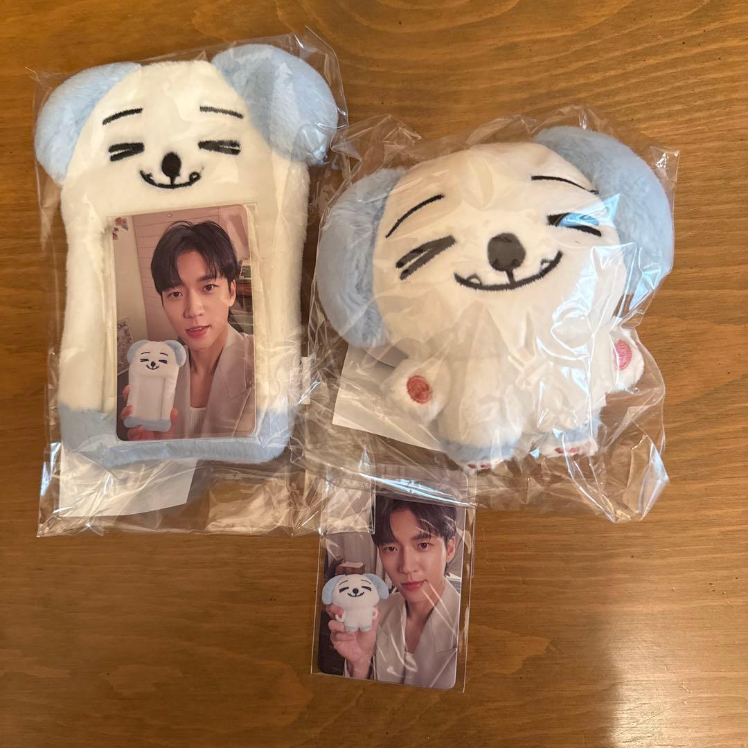 INFINITEウヒョン　ポップアップ　トレカ付き