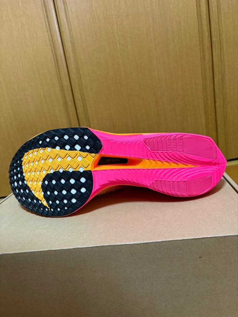 【試し履きのみ】NIKE ヴェイパーフライ3 27.0cm タグあり