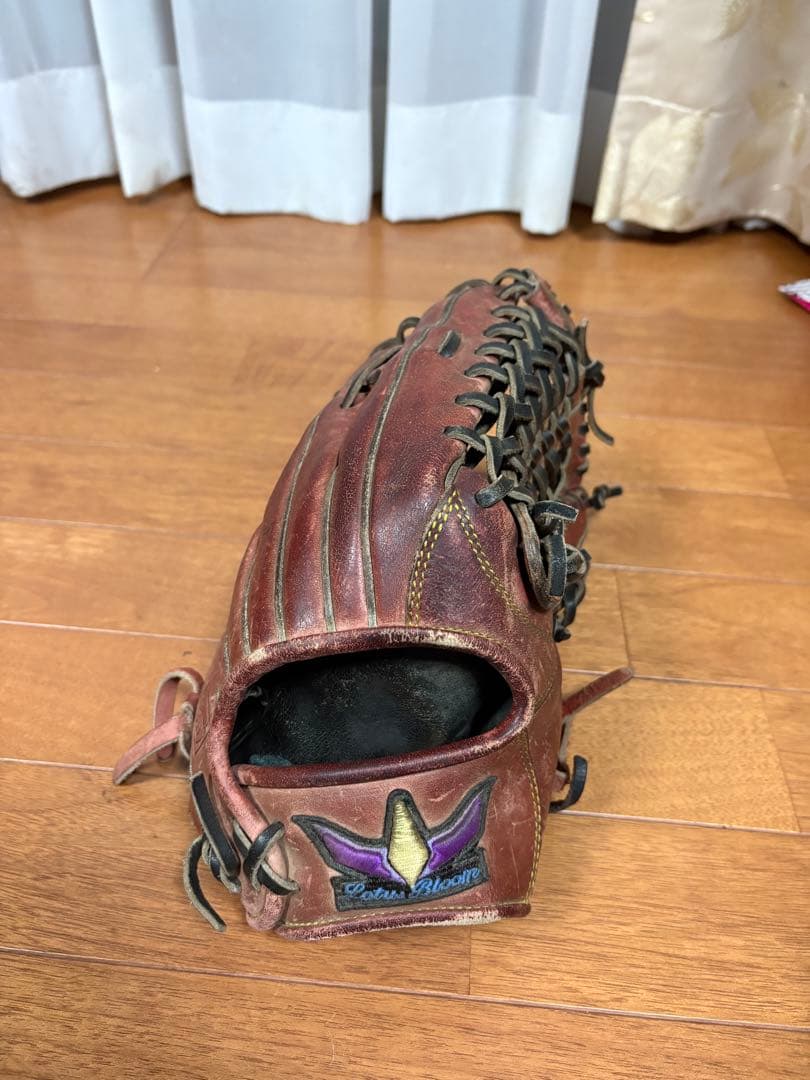 ロータスブルーム硬式外野手用グローブ