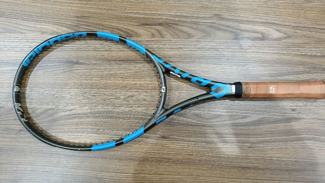 バボラ ピュアドライブVS G2 300g 98インチ テニスラケット