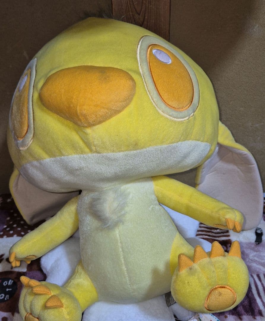 ステッチ Bigぬいぐるみ 　黄色 ※タグあり