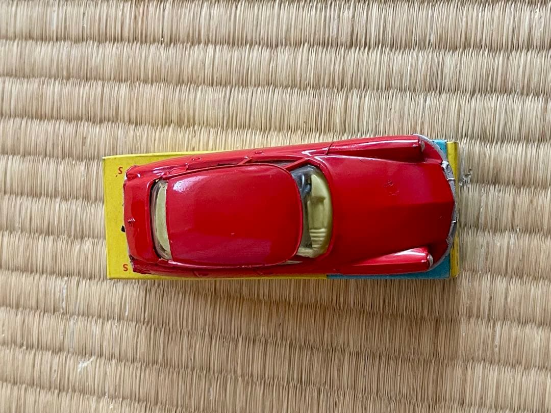 コーギー　シトロエン　Corgi Toys Citroen D.S. 19