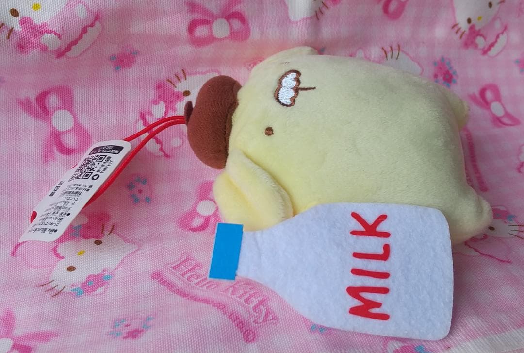 ポムポムプリン　おひげ　マスコット　ぬいぐるみ　牛乳　ミルク