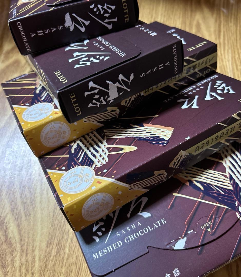 Ferrero RocherフェレロロシェT-16 &LOTTE紗々チョコレート