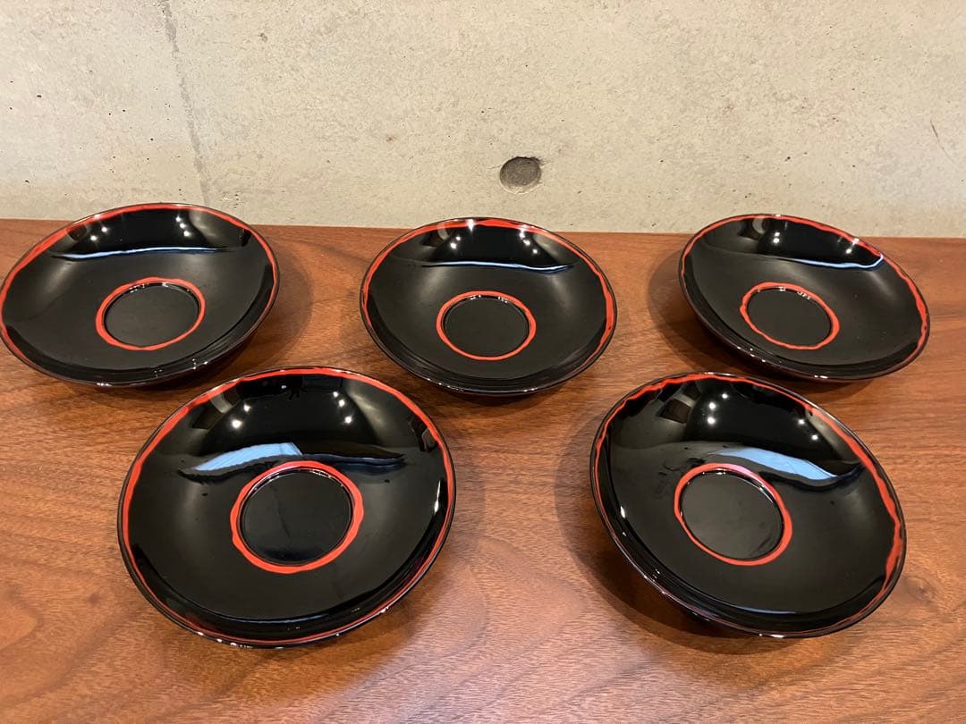 茶托　漆塗　 5枚セット　黒　赤縁取り　14cm