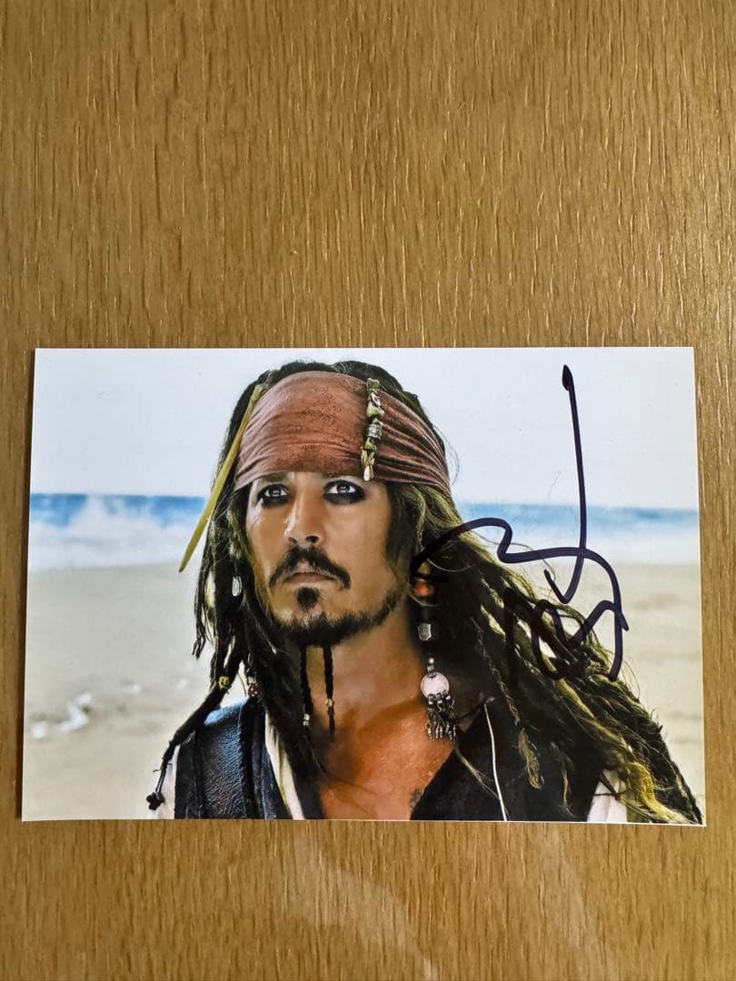 東京コミコン ジョニーデップ 直筆サイン入り写真 ① パイレーツオブカリビアン