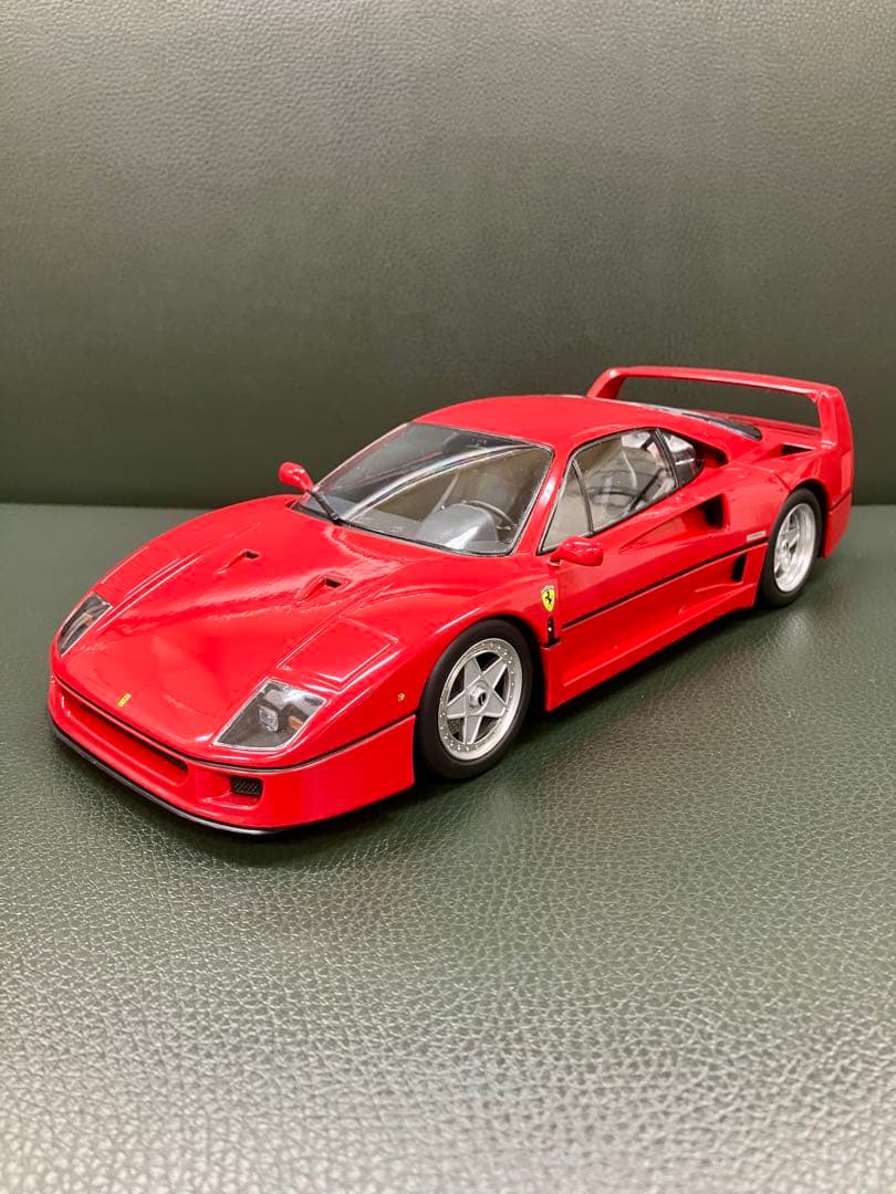 ゆ*プ様 Ferrari F40 ミニカー KK-SCALE 1/18 赤