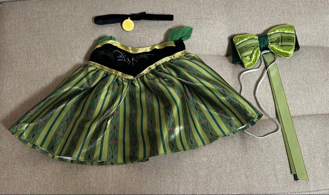 ユニベア アナ　コスチューム　101