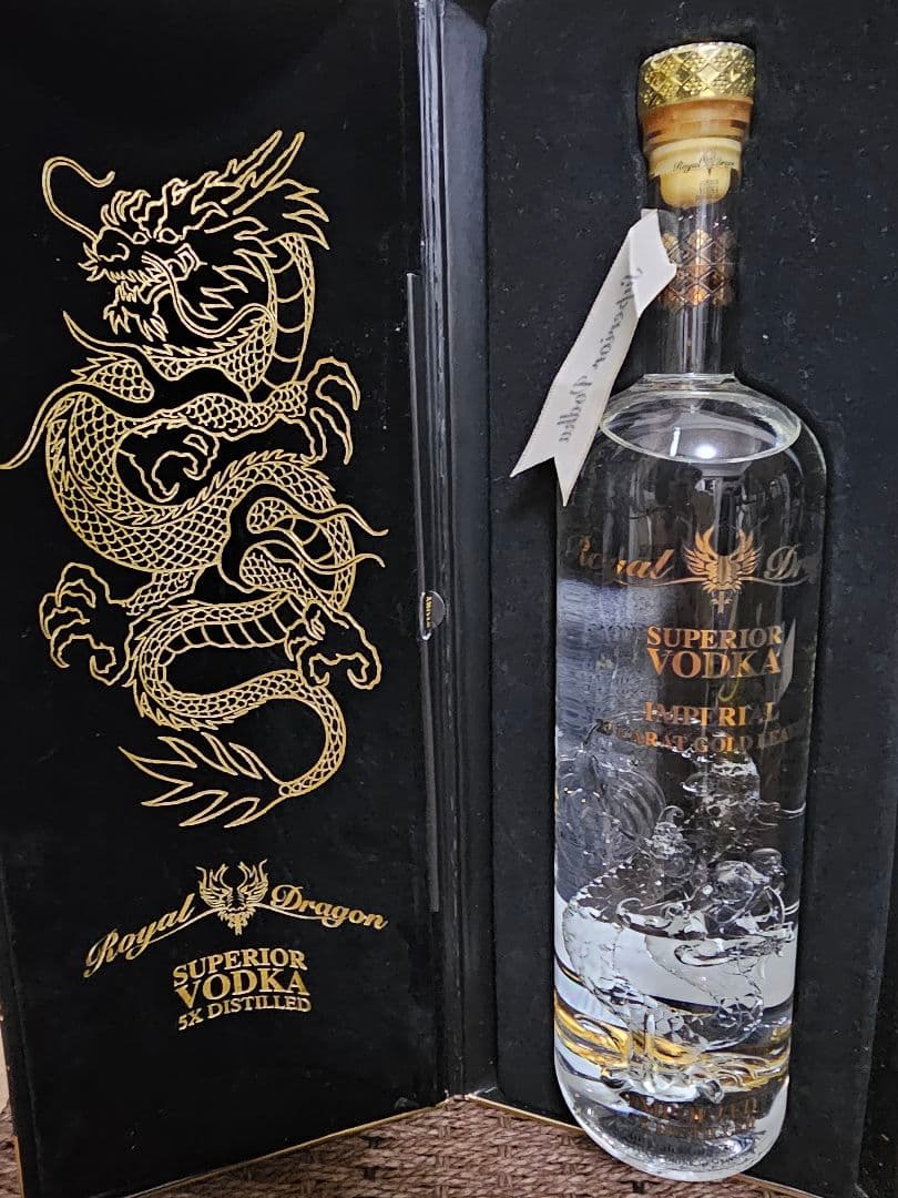 その他  Dragon SUPERIOR VODKA 5X DISTILLED
