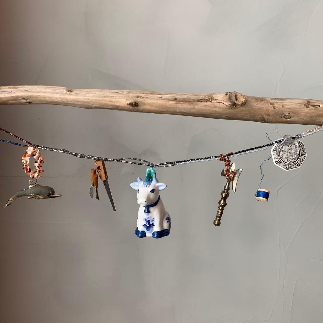 妻の作った　古物のガーランド　ミノタウロスのまわりで製作していた男ダイダロス