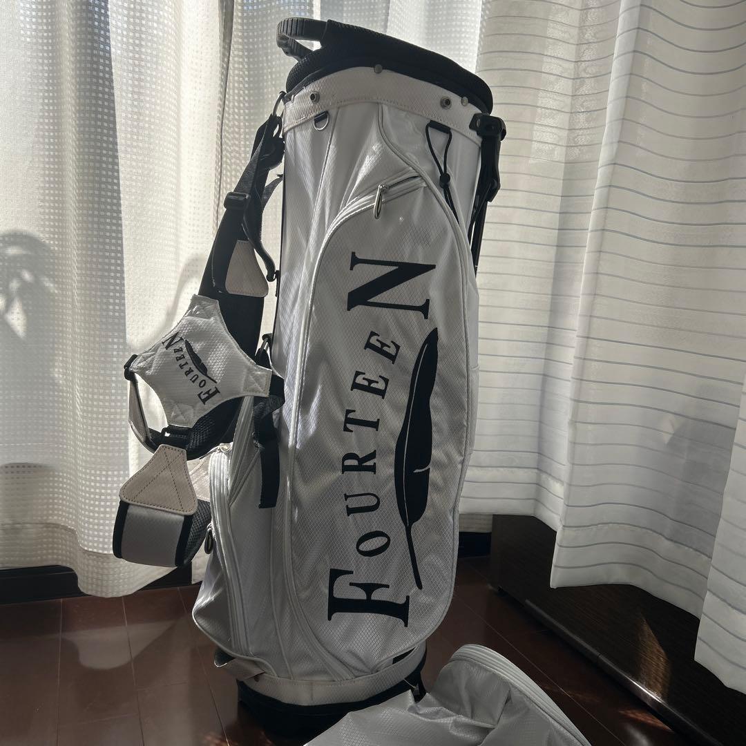 Fourteen キャディバッグ ホワイト