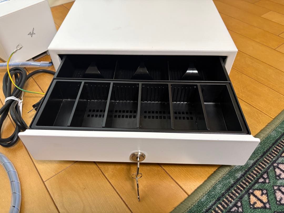 USEN対応レジスターキャッシュドロワーとプリンタ　コード、LANケーブル付き