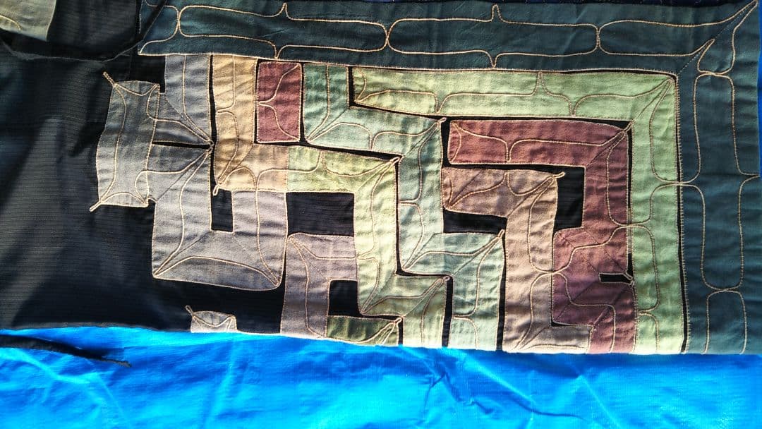 (値下げ)アイヌ民族衣裳　切り伏せ刺繍　超美品