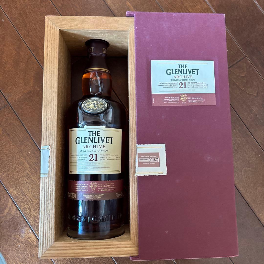 ザ　グレンリベット　アーカイブ　21年　箱入り