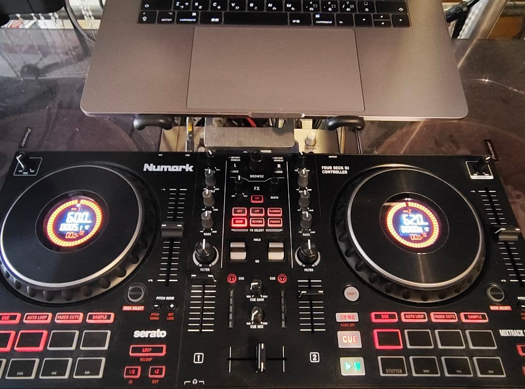 DJコントローラー Numark MIXTRACK PLATINUM FX