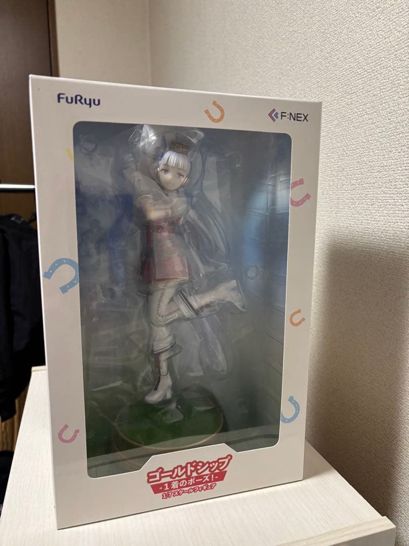 【新品未開封】ゴールドシップ １着のポーズ！1/7スケールフィギュア