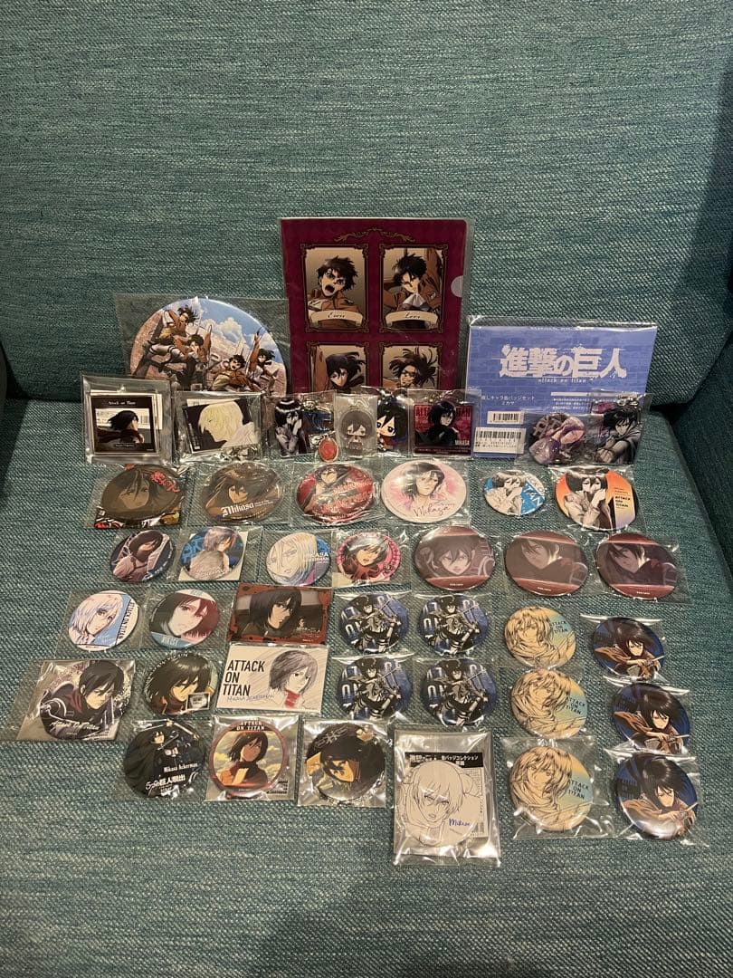 進撃の巨人　ミカサ　缶バッジ　wit studio まとめ売り