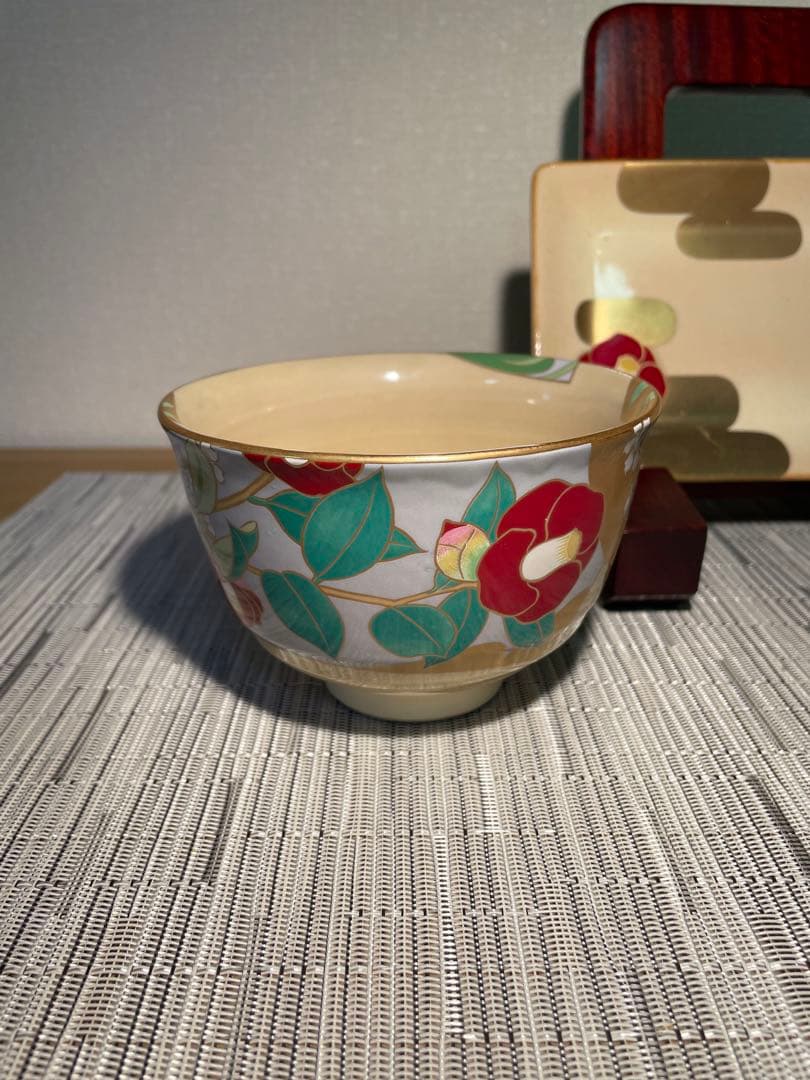 128桑野むつ子 京都御所の花十二ヶ月【3月椿・馬酔木】抹茶椀＆和陶皿 しおり付