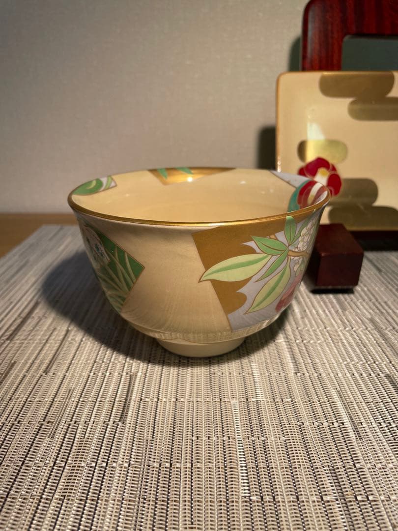 128桑野むつ子 京都御所の花十二ヶ月【3月椿・馬酔木】抹茶椀＆和陶皿 しおり付