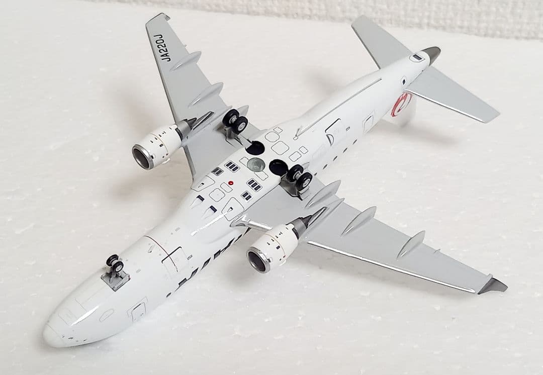 JCWings製 1/200 J-AIR EMBRAER E170 JA220J