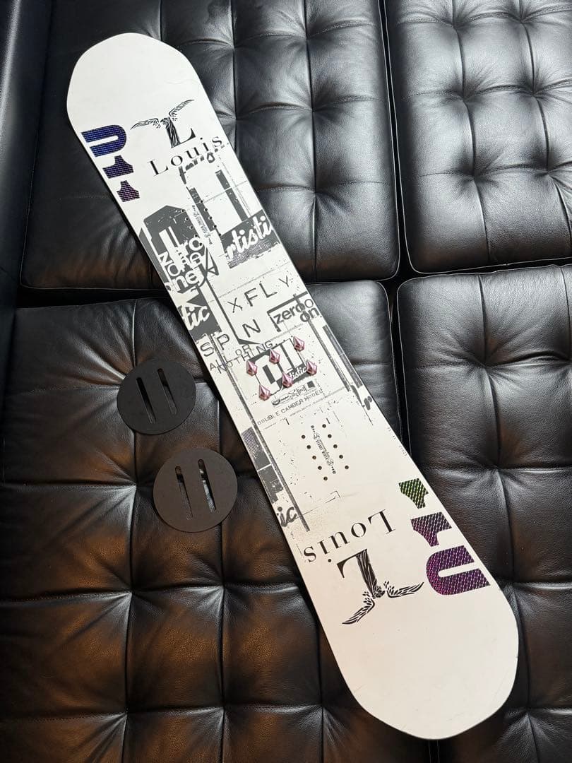 011artistic XFLY SPIN 141 ゼロワン グラトリ スノボ板