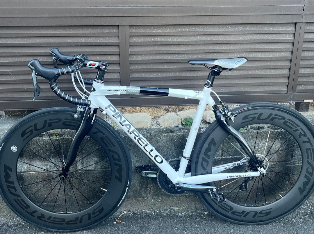 PINARELLO NEOR 2018年モデルホワイト Tiagra