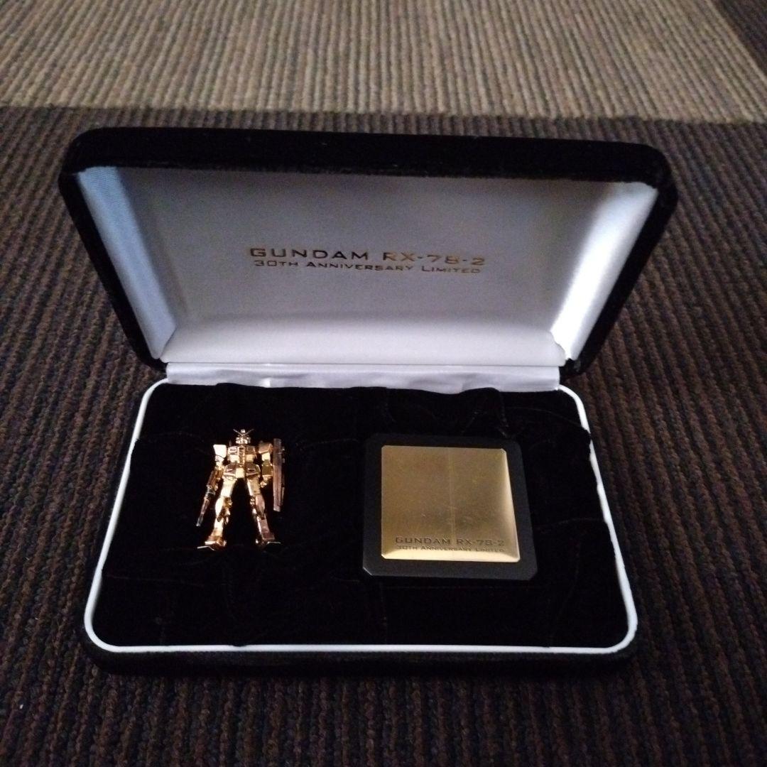 セブンイレブンフェア純金メッキガンダム