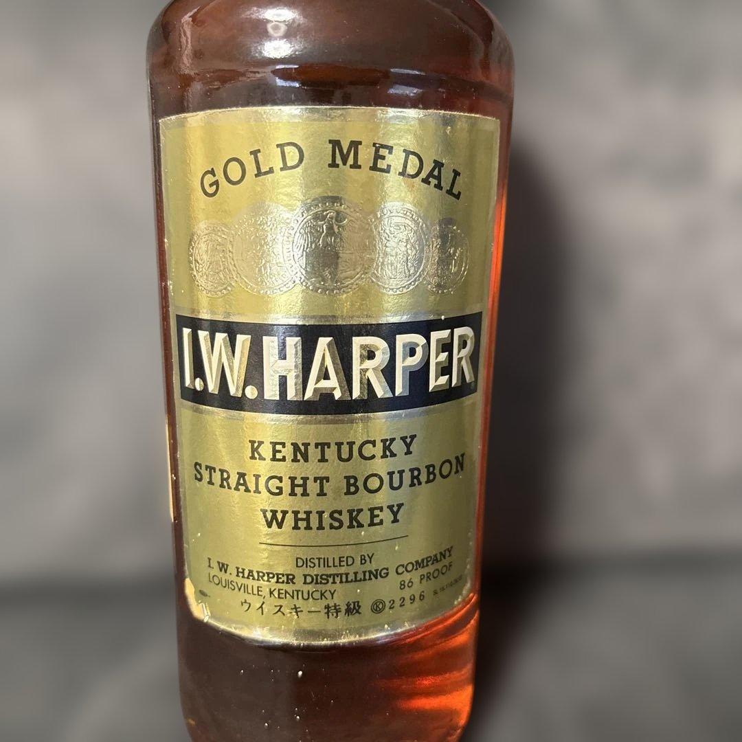 I.W. ハーパー　ゴールドメダル バーボンウイスキー　特級