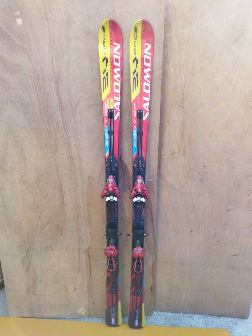 サロモン　SALOMON　EQUIPE 3V スキー板 レッド/イエロー