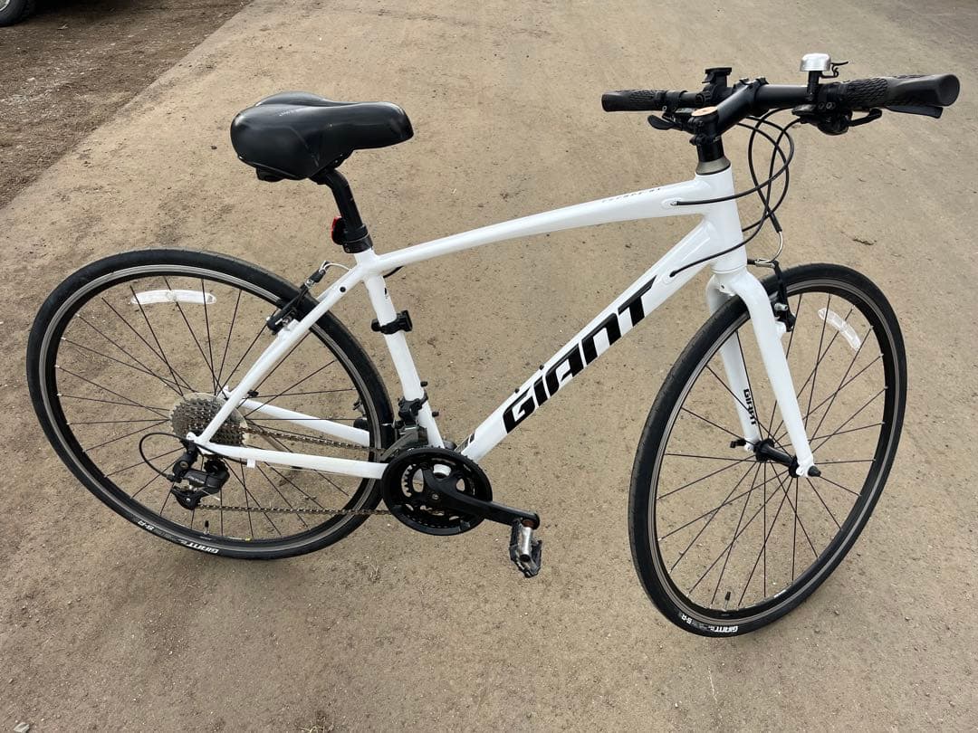 Giant Escape RX ホワイト クロスバイク　譲渡書あり送料無料