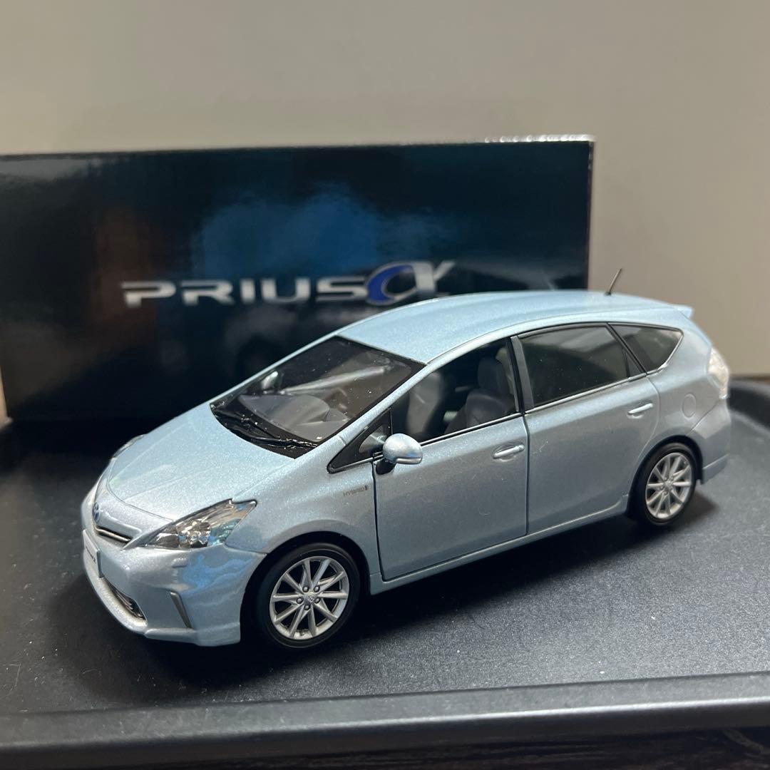 非売品　トヨタ　プリウスα カラーサンプル　クリアーストリームメタリック