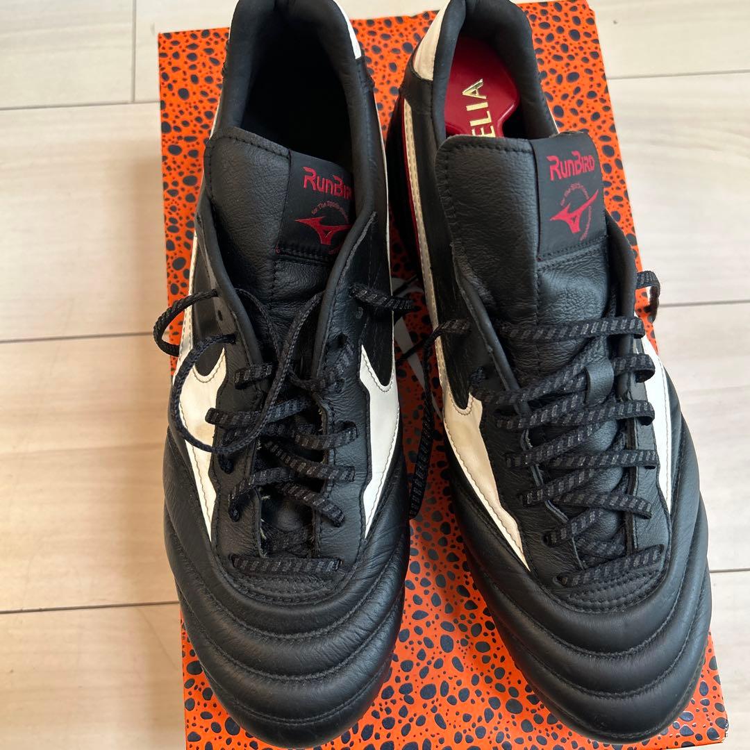 Mizuno Runbird サッカーシューズ ブラック/ホワイト