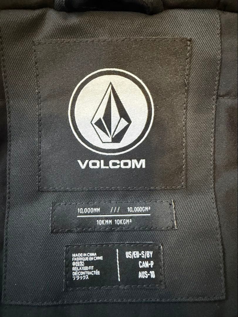 【美品】VOLCOM キッズ 上下ウェアセット Sサイズ