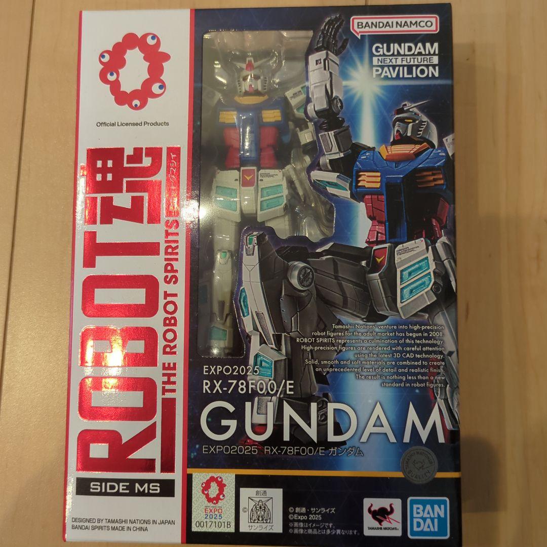 バンダイ　EXPO RX-78F00/E ガンダム