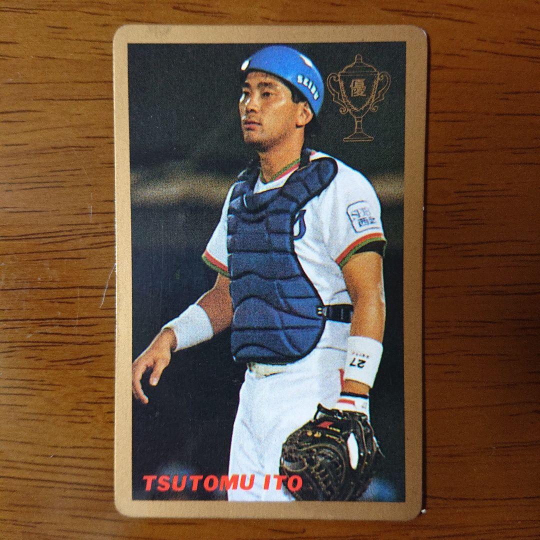 カルビー プロ野球カード 金枠 90年 No.215 西武ライオンズ 伊東
